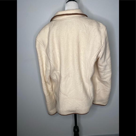 Orvis Women’s White 100% Wool Button up coat - Picture 2 of 5